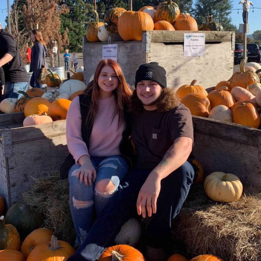 Meet your Posher, Alyson